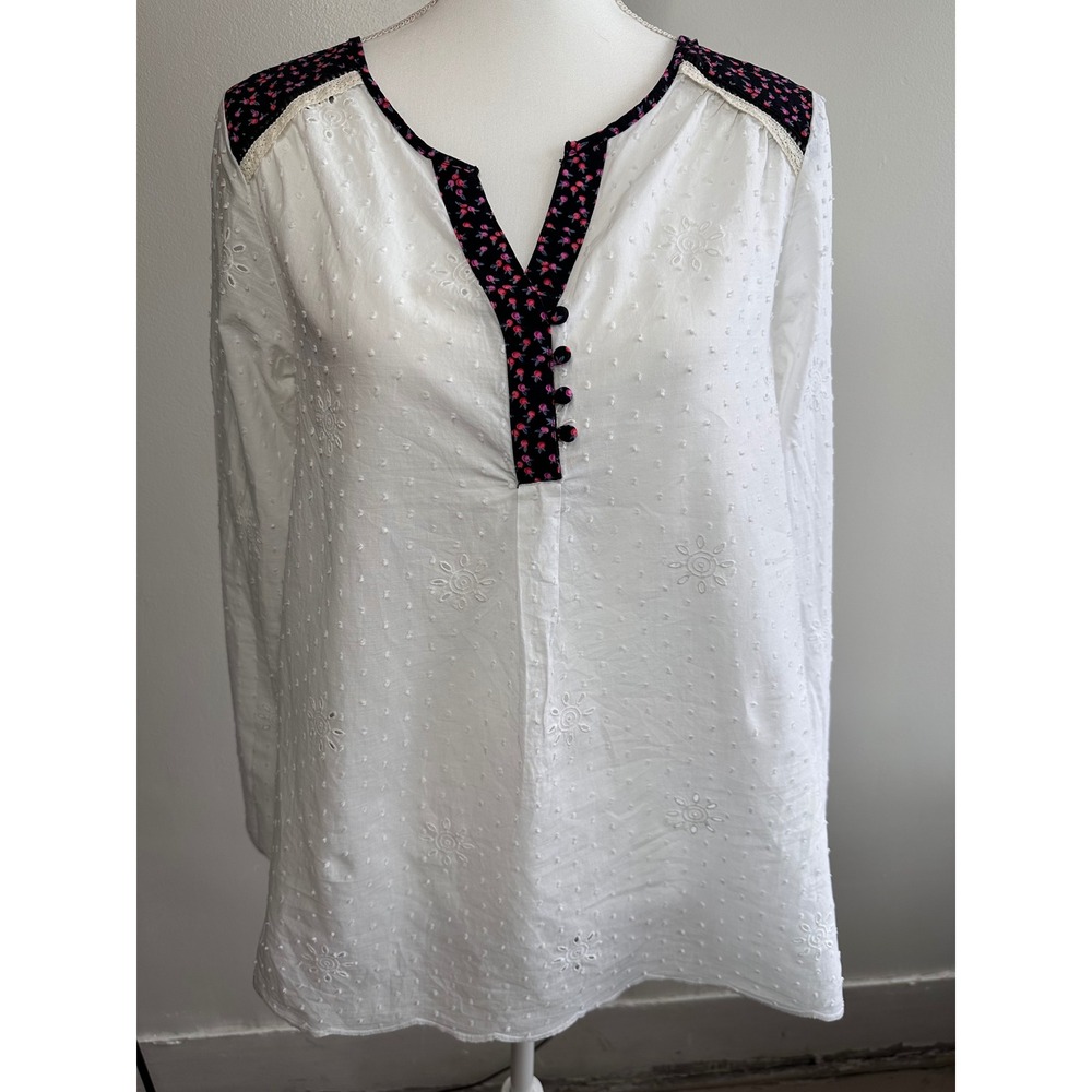 Matilda Jane Snow Globe Small White Eyelet Swiss Dot Floral Trim Tunic Blou